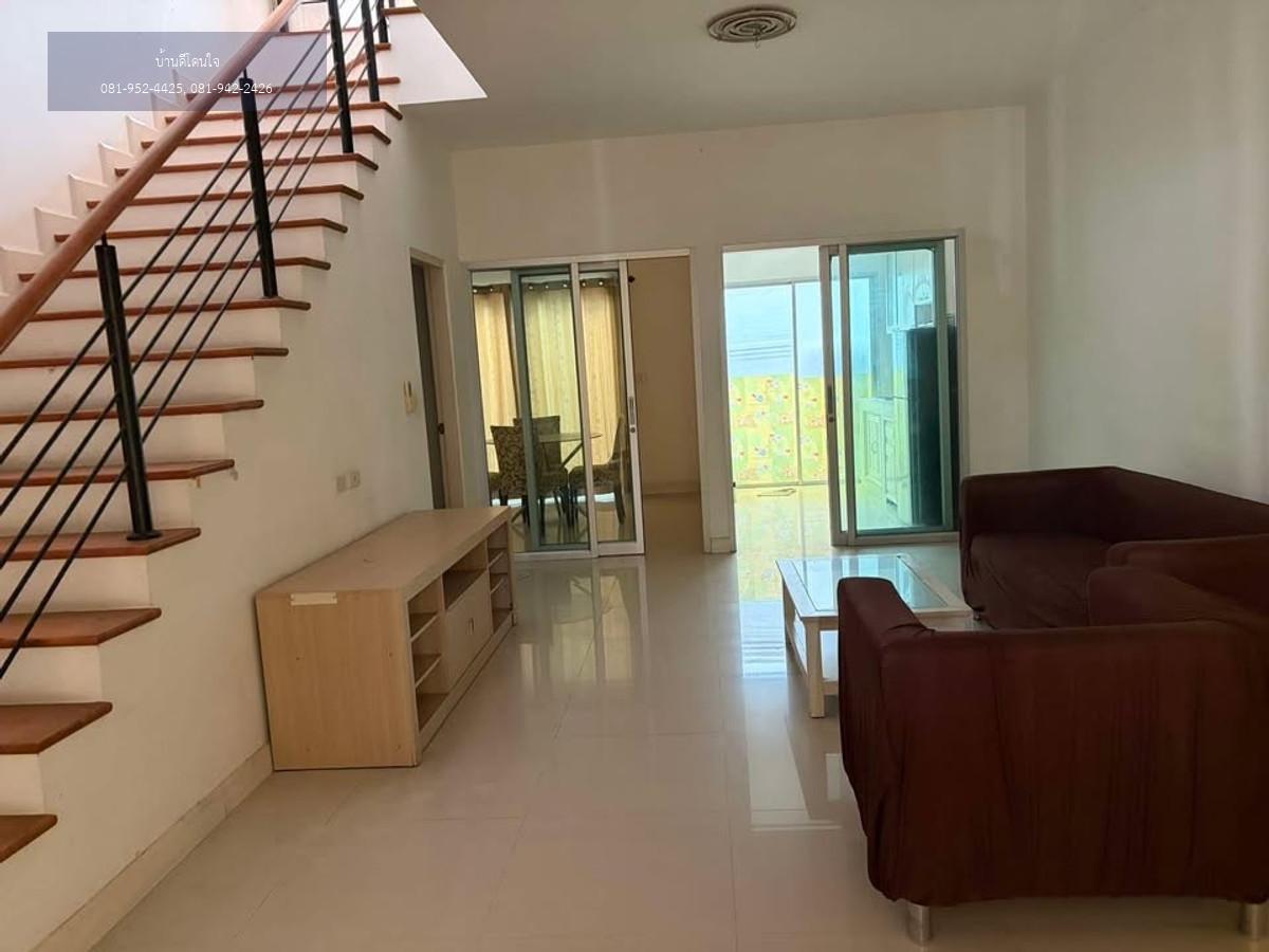 ให้เช่าทาวน์โฮม 3 ชั้น Vista park รัชดา-รามอินทรา (22 ตร.ว.) ตกแต่งพร้อมอยู่