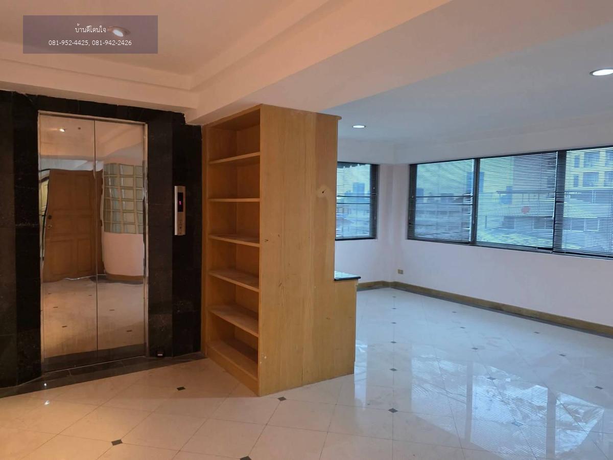 ให้เช่าอาคารพาณิชย์ ทำ Office (6 ชั้น) ใกล้ ม.หอ การค้า