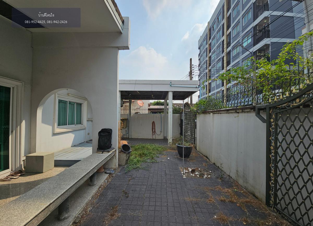 ขายที่ดินแถมบ้าน (64 ตร.ว.) ซอยรัชดานิเวศน์ 1/1  ใกล้ MRT ห้วยขวาง เพียง 1.7 กม.