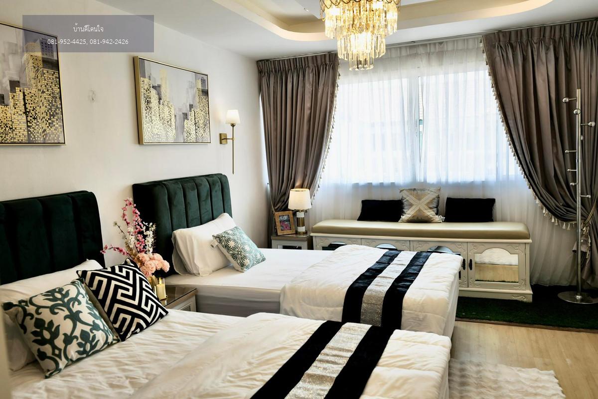 ขาย/ให้เช่า Luxury Pool Villa Crystal Ville ประดิษฐ์มนูธรรม 19 (24 ตร.ว.) 4 นอน 4 น้ำ