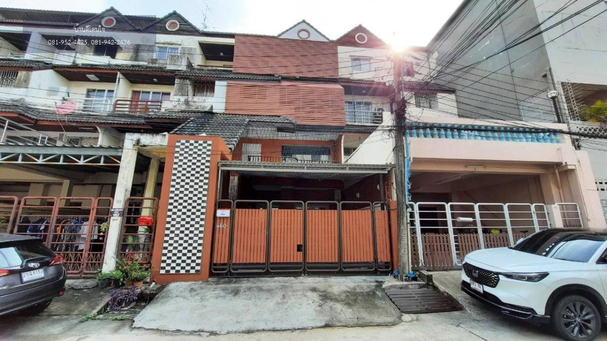 ให้เช่าทาวน์โฮม 4 ชั้น วราธรวิลล์ พัฒนาการ 44 (31.5 ตร.ว.) 5 นอน 4 น้ำ เดินทางสะดวก