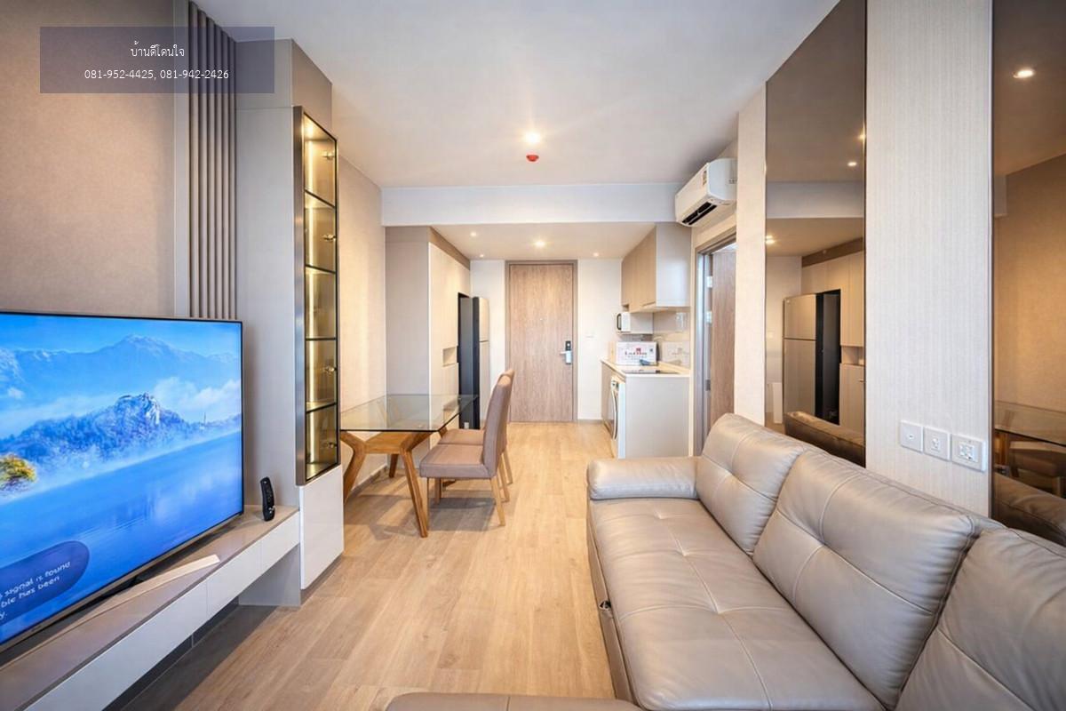 ให้เช่าคอนโด เดอะ คราวน์ เรสซิเดนซ์ (45 ตร.ม.) 1 ห้องนอน 1 ห้องน้ำ วิวสวนเบญจกิติ